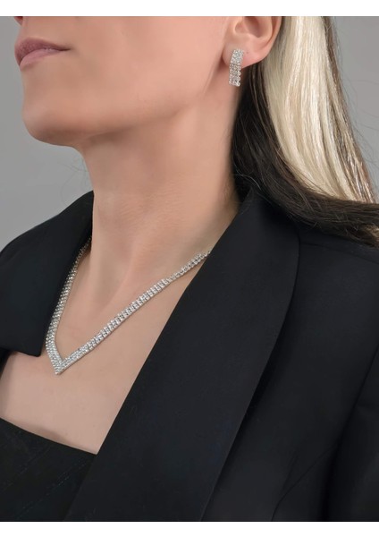 Kristal Taşlı Su Yolu Model Yılbaşı - Abiye - Düğün -Event Kolye Küpe Set