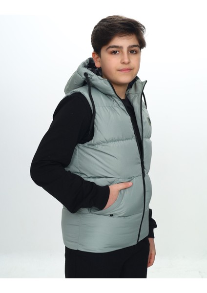 Erkek Çocuk Göğsü Armalı Şişme Yelek