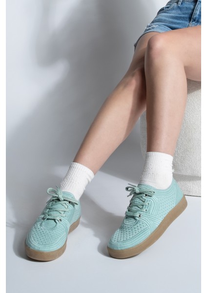 Kadın Sneaker Işlemeli Nakışlı Renkli Bağcıklı Spor Ayakkabı Valgin