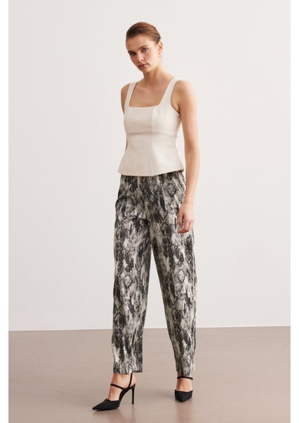 Beyaz Biyeli Yüksek Bel Pijama Pantolon modelleri