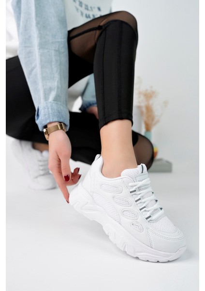 Günlük Kadın Spor Ayakkabı Bağcık Yüksek Kalın Taban Nefes Alan Oval Burun Rahat Hafif Sneaker 1001