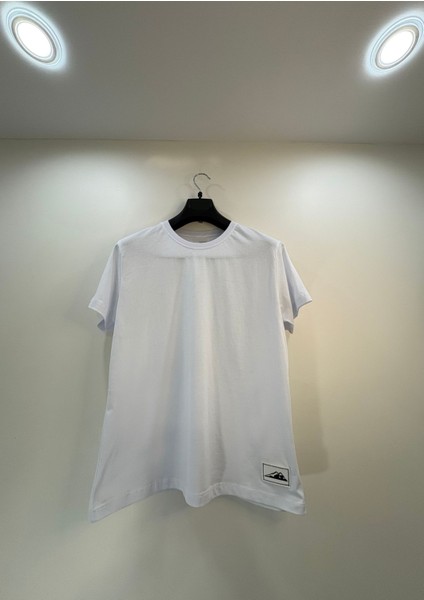 Basic Beyaz T-Shirt fırsatları