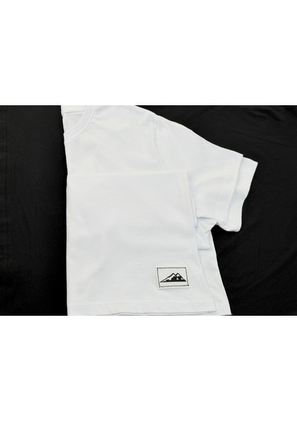 Basic Beyaz T-Shirt indirimleri