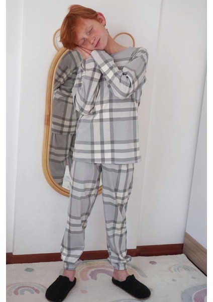 Erkek Çocuk Pijama Takımı Ekose Desenli 9-12 Yaş, Gri