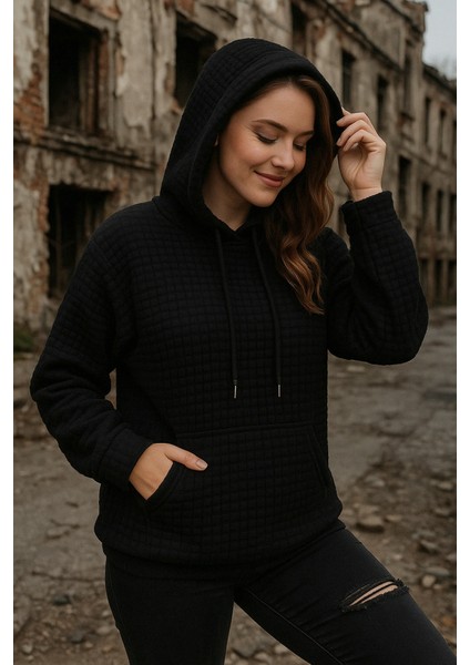 Üçaymoda Kadın Uzun Kollu Kapşonlu Bağcıklı Cepli Capitone Sweatshirt