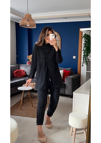 Üçaymoda Kadın Uzun Kollu Balıkçı Yaka Önden Düğmeli Bluz ve Pantolon Yumoş Ikili Takım modelleri