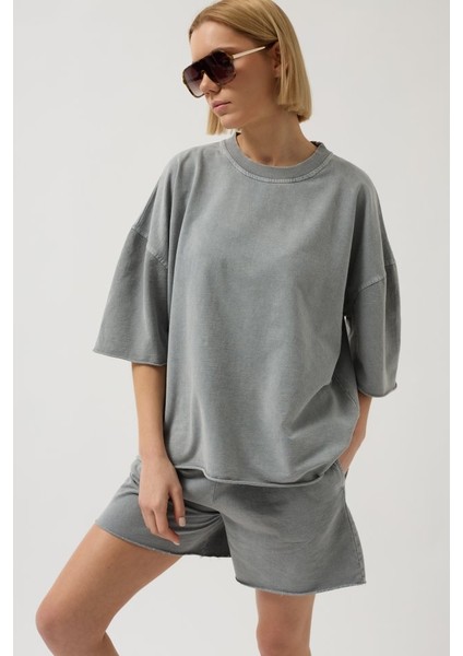 Üçaymoda Oversize Lazer Kesim Bisiklet Yaka T-Shirt