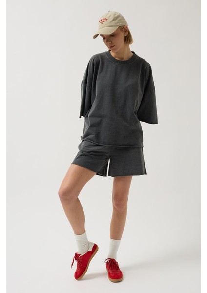 Üçaymoda Oversize Lazer Kesim Bisiklet Yaka T-Shirt fiyatları