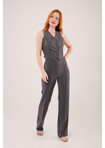 Üçaymoda Ön Dikiş Detaylı Tek Düğme Gri Pantolon