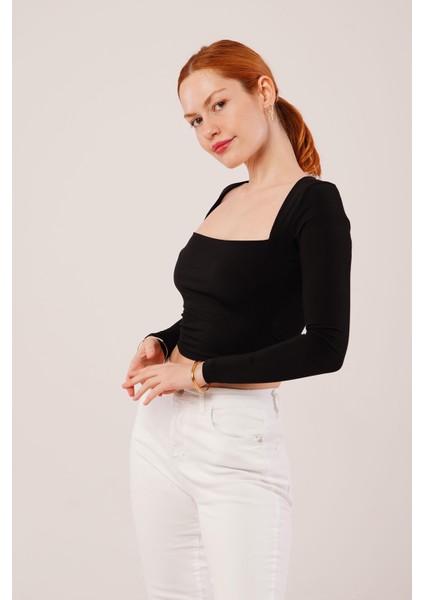 Üçaymoda Kare Yaka Basic Siyah Bluz modelleri