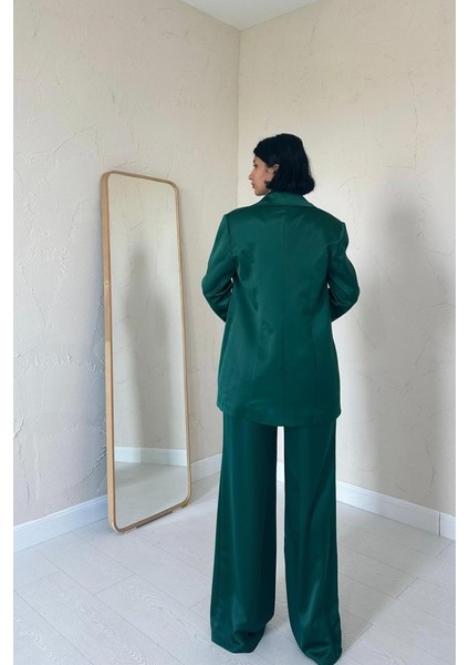 Üçaymoda Zümrüt Saten Ceket ve Pantolon Takım fırsatları