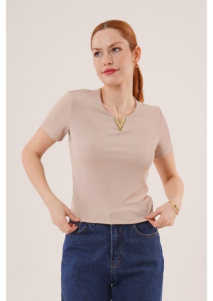 Üçaymoda Kısa Kollu Yaka Detaylı Kaşkorse Taş Bluz
