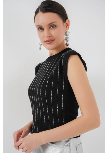 Üçaymoda Sıfır Kol Taşlı Bluz 931 - Siyah fiyatları