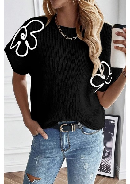 Üçaymoda Kadın Çiçek Detaylı Triko Bluz