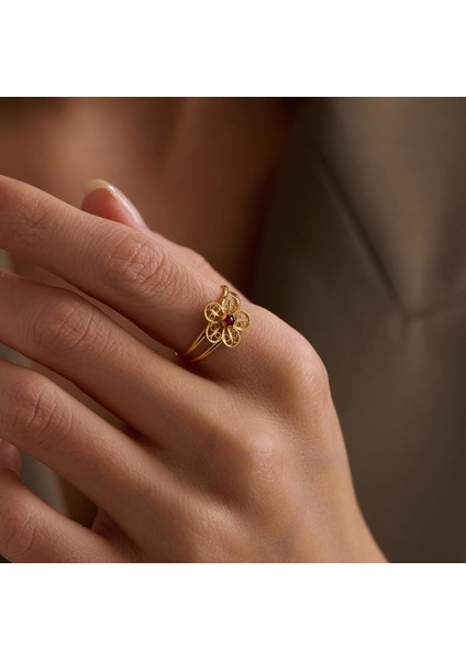 14 Ayar Altın Kırmızı Taşlı Papatya Yüzük