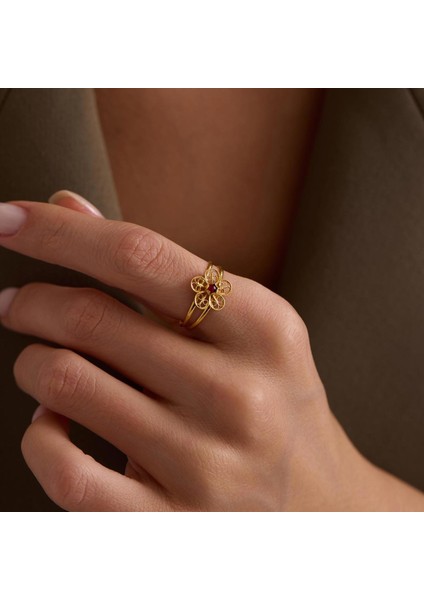 14 Ayar Altın Kırmızı Taşlı Papatya Yüzük modelleri