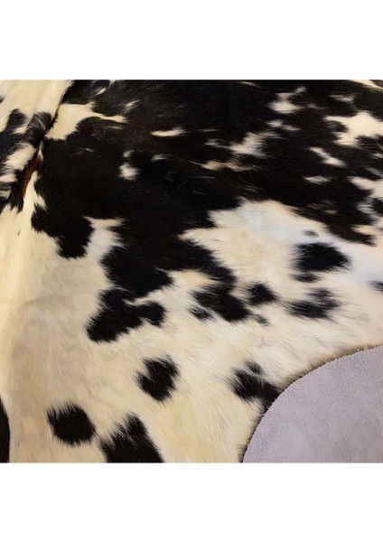 Hakiki Deri Dana Postu Siyah - Beyaz 180 x 215 - 0701000045 fırsatları