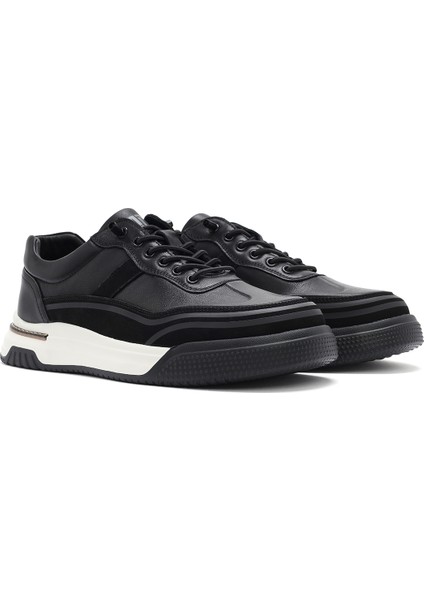 Erkek Siyah Bağcıklı Kalın Tabanlı Deri Sneaker 25SFD693518