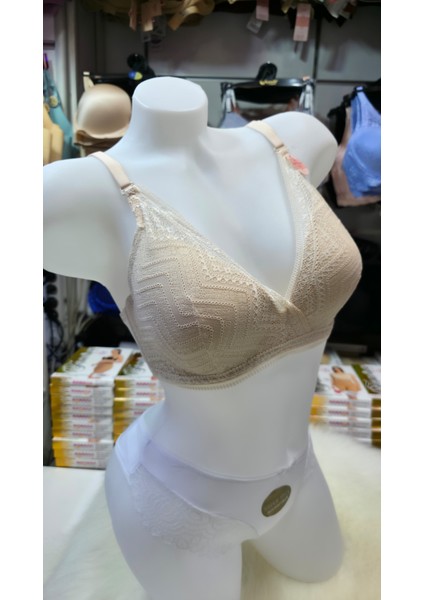 Boş Kap(Desteksiz) Balensiz B Cup Yumuşak Yapılı Sütyen modelleri