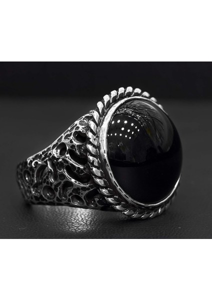 Erkekler Için 925 Ayar Gümüş Yüzük - Doğal Oniks Taşı ile Cesur ve Şık Tasarım fırsatları