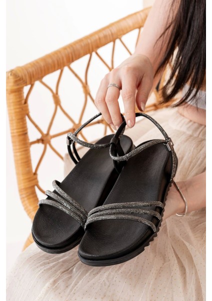 1001-1100 Siyah Platin Taşlı Günlük Kadın Sandalet modelleri