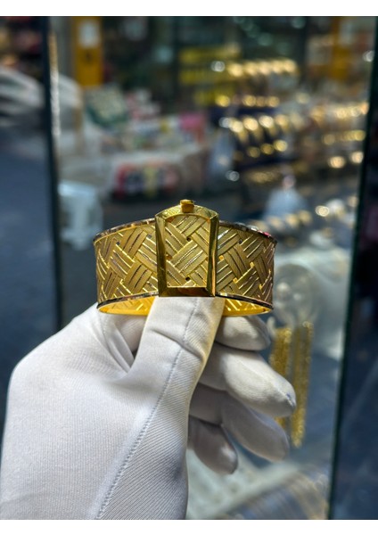 14 Ayar Altın Desenli Kelepçe Bilezik modelleri