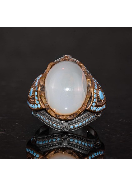 925 Ayar Gümüş Yüzük ile Oval Opal Taşı - Dikkat Çekici Takı Parçası fırsatları