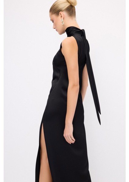 Halter Yaka Uzun Elbise Siyah 12444660000