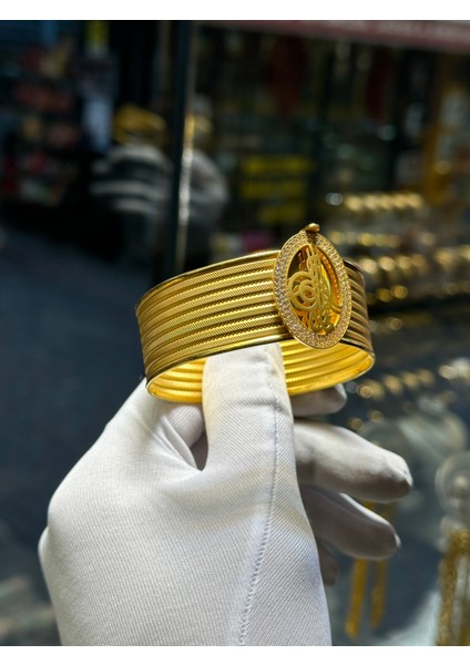 14 Ayar Altın Tuğralı Kelepçe Bilezik fırsatları
