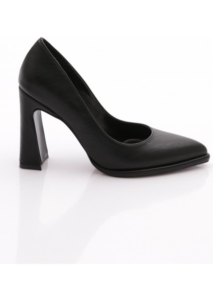 1530 Kadin Topuklu Ayakkabi