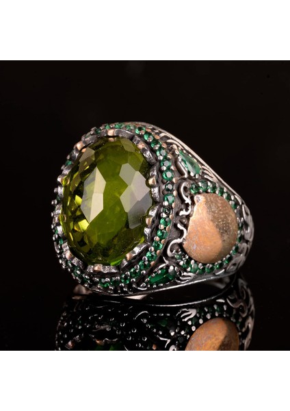 925 Ayar Gümüş Yüzük ile Oluşturulmuş Yapay Peridot Taşı - Şık Erkek Yüzüğü fırsatları