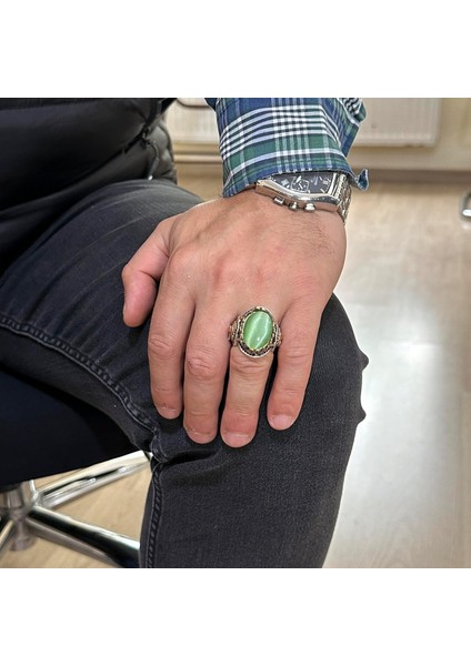 925 Ayar Gümüş Erkek Yüzük - Açık Yeşil Kedi Gözünden Üretilmiş Taş - Aslan Sembolü El Yapımı Yüzük modelleri