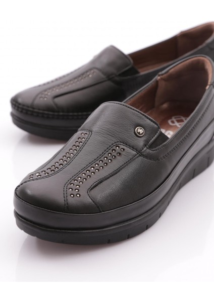 1000 Kadin Comfort Ayakkabi