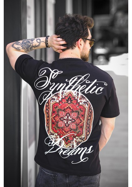 Etnik Desen Logolu Sırt ve Ön Baskılı Pamuklu Comfort Erkek Tshirt fiyatları