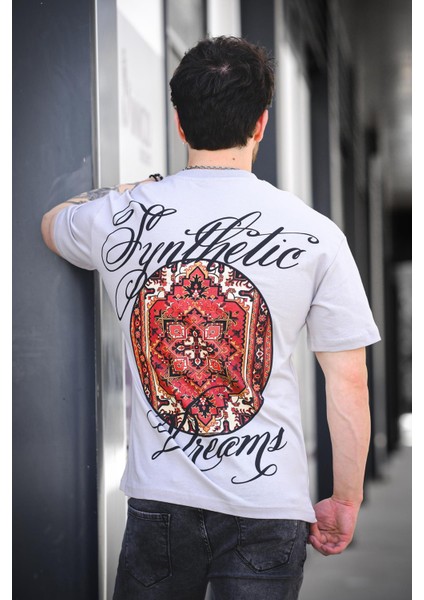 Etnik Desen Logolu Sırt ve Ön Baskılı Pamuklu Comfort Erkek Tshirt modelleri