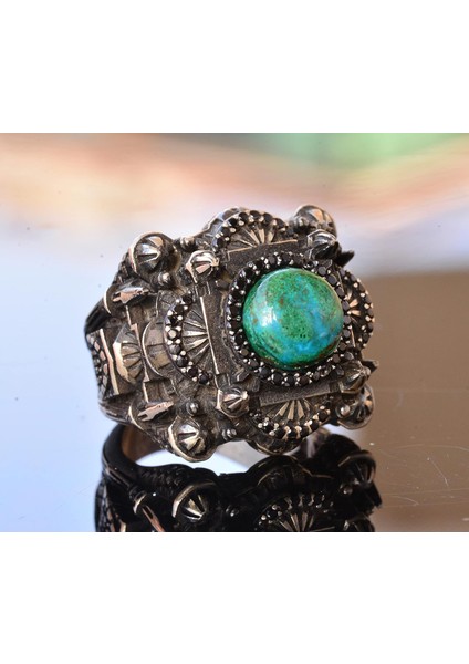 Erkekler Için Lüks 925 Ayar Gümüş Yüzük - Krysokolla Taşı ile Şık ve Görkemli Tasarım modelleri