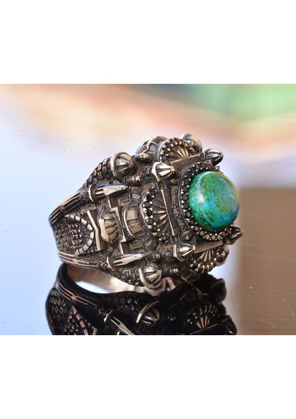 Erkekler Için Lüks 925 Ayar Gümüş Yüzük - Krysokolla Taşı ile Şık ve Görkemli Tasarım fırsatları