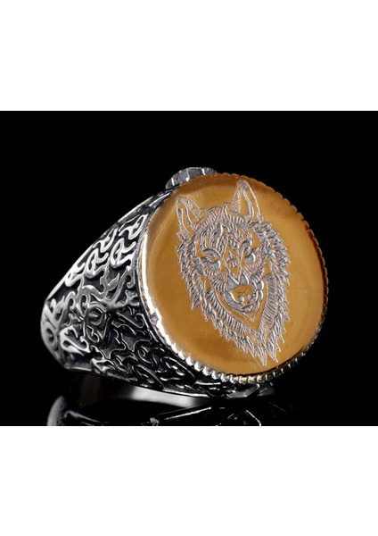 Erkekler Için Gümüş Yüzük - Kurt Başı Tasarımı ve Altın Vurgu ile modelleri