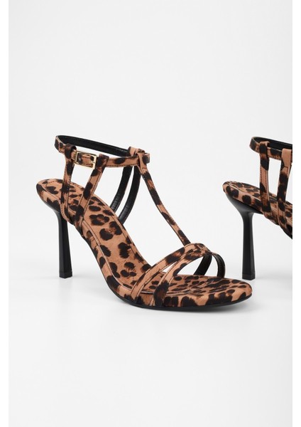 Kadın Pace Leopar Saten Topuklu Ayakkabı fırsatları