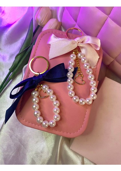 1 Adet .el Yapımı Incili ve Fiyonk Detaylı Anahtarlık/incili Çanta Süsü