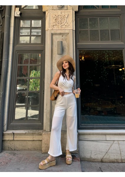 Kruvaze Yaka Crop Bluz ve Detaylı Pantolon Triko Ikili Takım