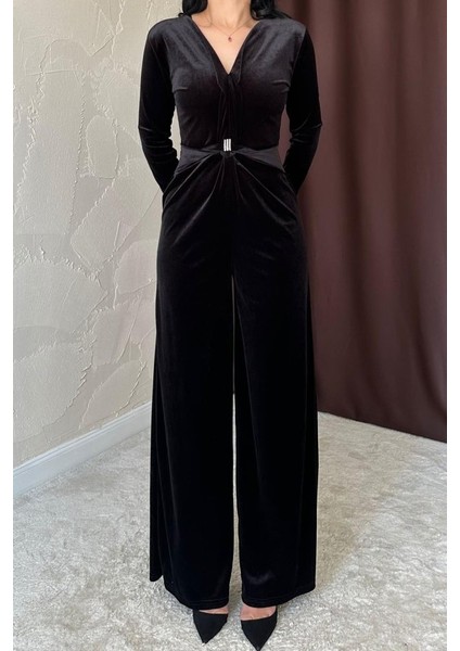 Siyah Önü Tokalı Kadife Tulum modelleri