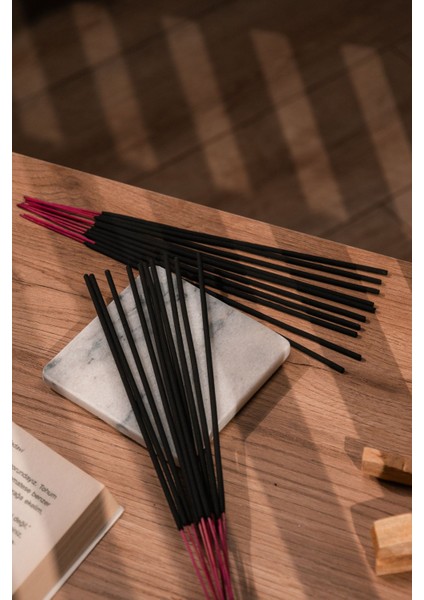 Palo Santo Kokulu Çubuk Tütsü 20 Adet | Sakinleştirici | Meditasyon