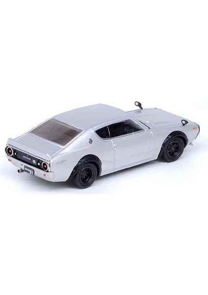 Nessiworld Inno 1:64 Nissan Skyline Silver 200 GT-R