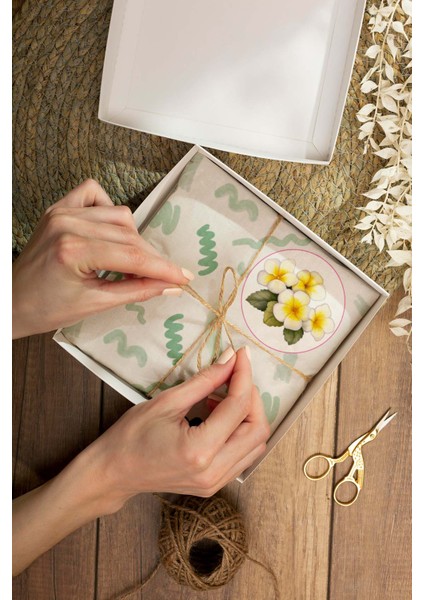Ambalaj Kargo Hediye Paketleme Etiketi Model 677 - 100 Adet 3cm