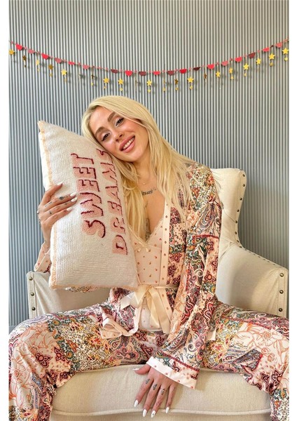 Somon Flore Exclusive Örme Sabahlıklı Kadın Pijama Takımı