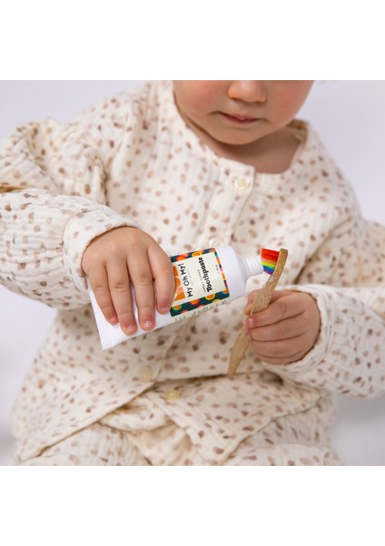 Organik Tatlı Portakal Uçucu Yağlı Florürlü Çocuk Diş Macunu modelleri
