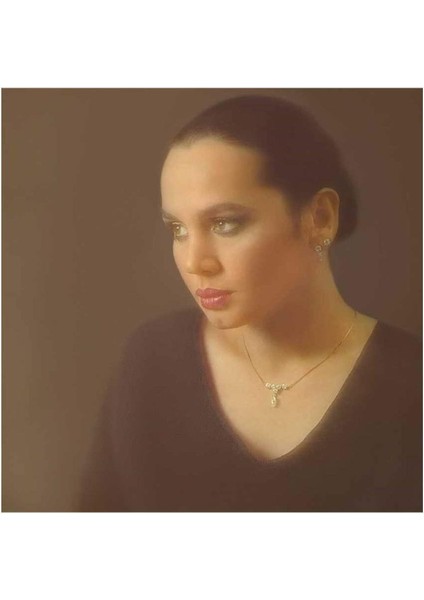 Yonca Sezen Aksu Firuze Sanatçının 1982 Albumü (Firuze, Ikinci Bahar, Zelzele ve Bir Zamanlar Deli Gönlüm, Hitleriye) Yüksek Ses Kalitesinde 180G. Siyah Plak