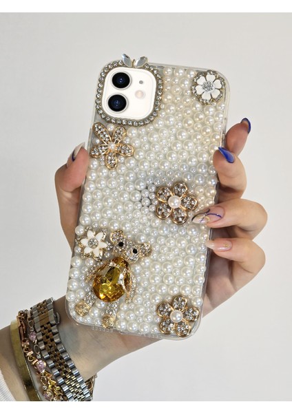Apple iPhone 11 Uyumlu Incili ve 3D Karakterli El Yapımı Taşlı Premium Koruyucu Telefon Kılıfı