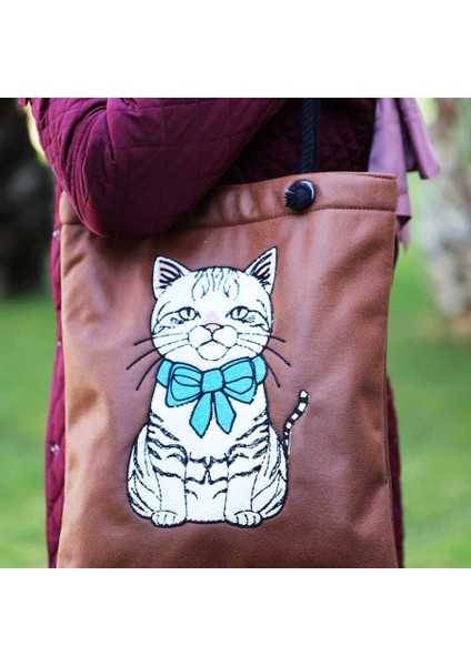 Kedi Desenli Punch Heybe Kadın Omuz Çantası modelleri